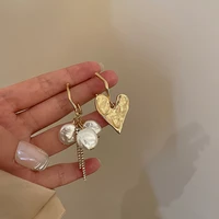 korean new vintage simulated pearl gold color heart asymmetric drop earrings for women fashion jewelry love earings brincos