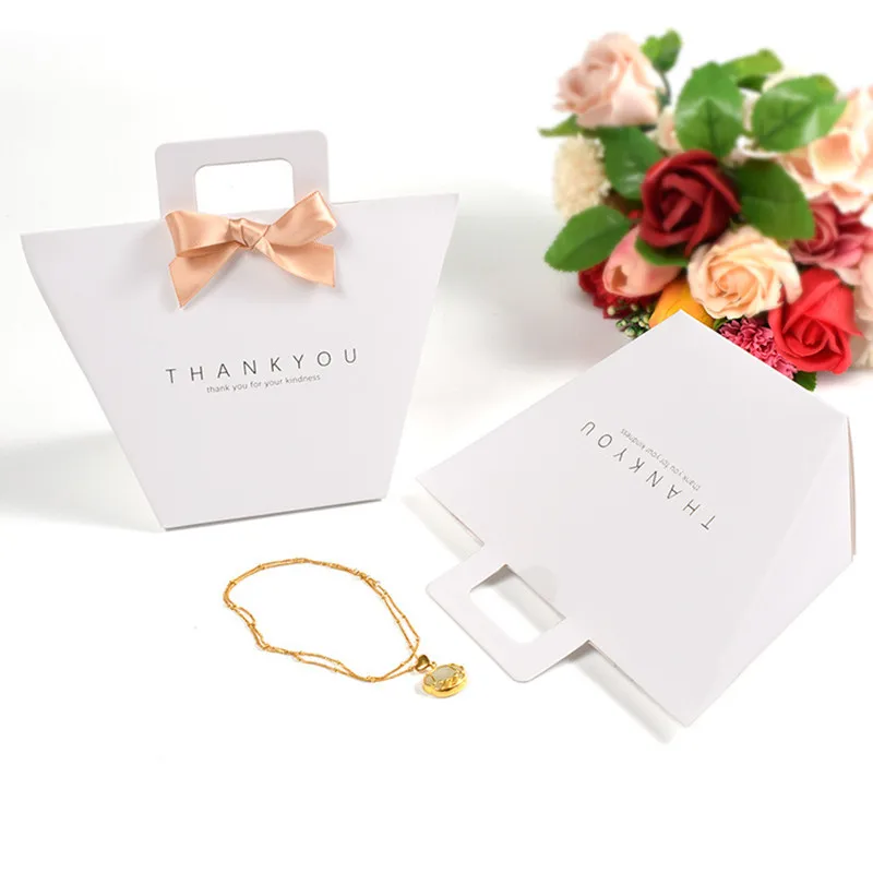 

10pcs White Thank You Gift Packaging Candy Kraft Bag Wedding Dragee Chocolate Gift Box Paper Bags with Handles Supplies