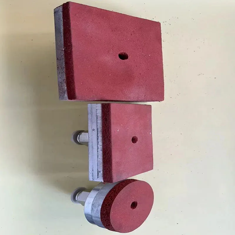 

Вакуумный детектор утечек с присосками 90x70 мм, 70x55 мм, 50 мм