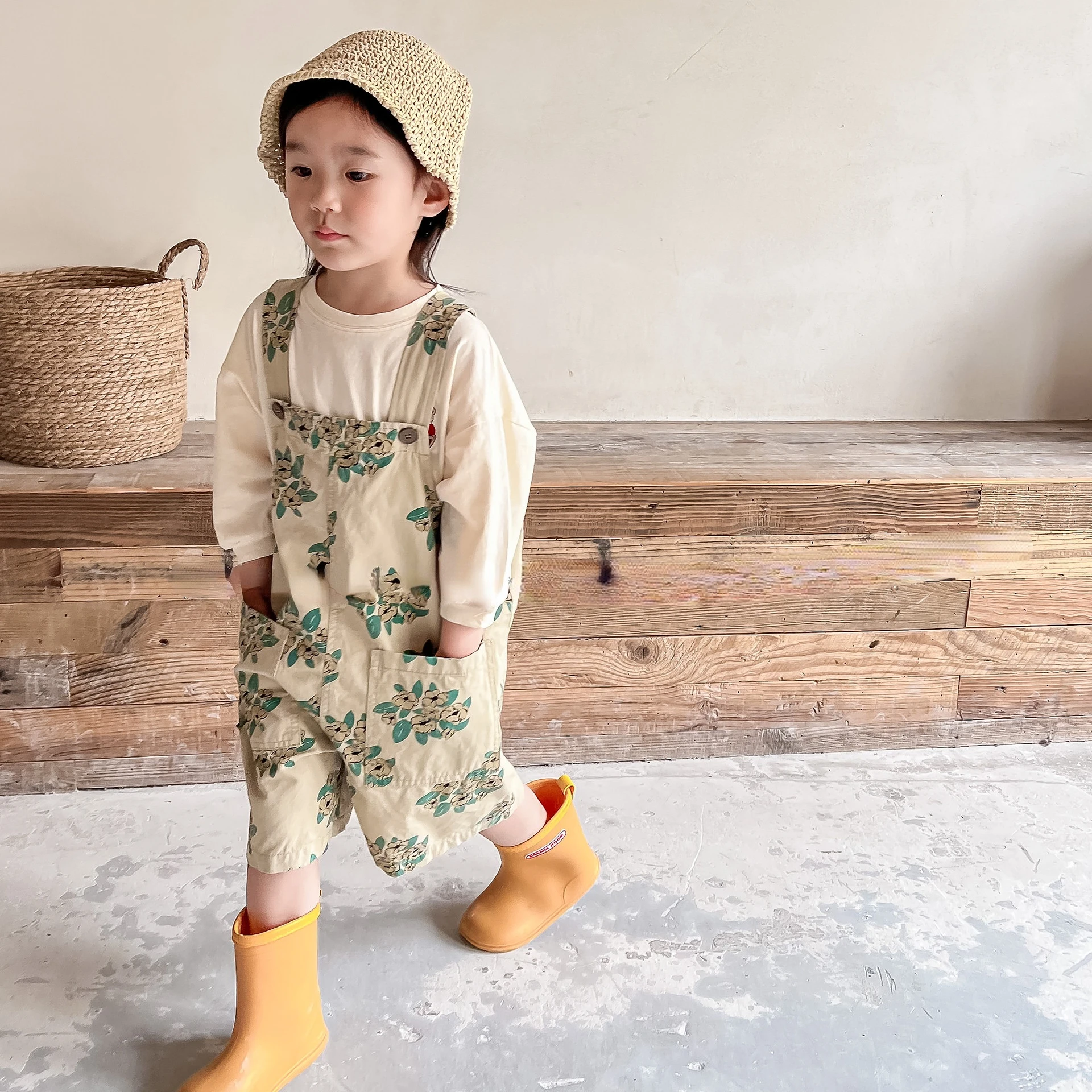 

2602C Children Pants 2022 Korean Summer Gir's Suspender Pants Bibs Washed Cotton 5 Pants Baby Boys Strap Pant