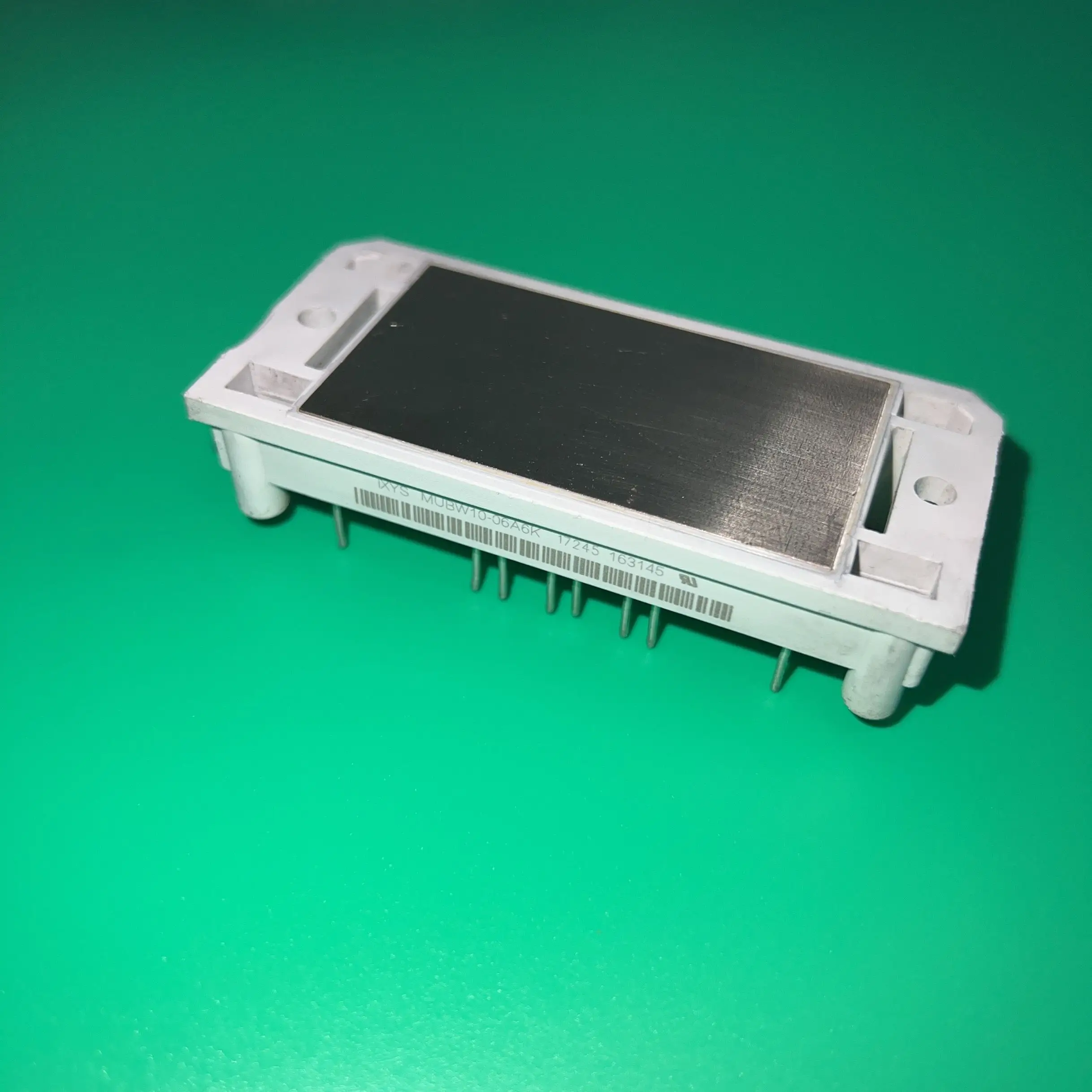 

MUBW10-06A6K IGBT MUBW10-06A 6K MODULE 600V 11A 50W E1 Converter Brake Inverter MUBW1006A6K MUBW10-06 A6K MUBW 10-06A6K MU BW10