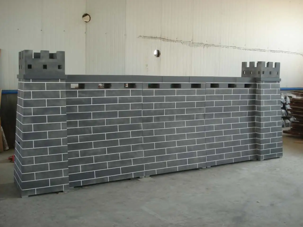 Лошадь прыжок буква и номер конус