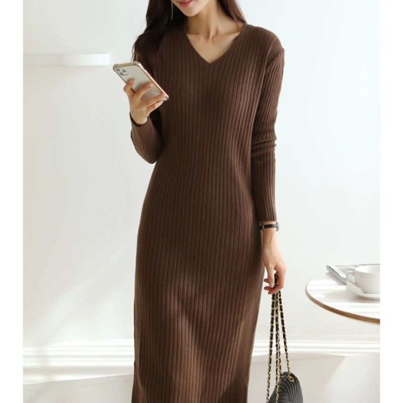 

Women Knitted Dresses Female Fashion Midi Length Dresses Bodycon Dresses Ladies Solid Color V-neck High Street Vestidos G220