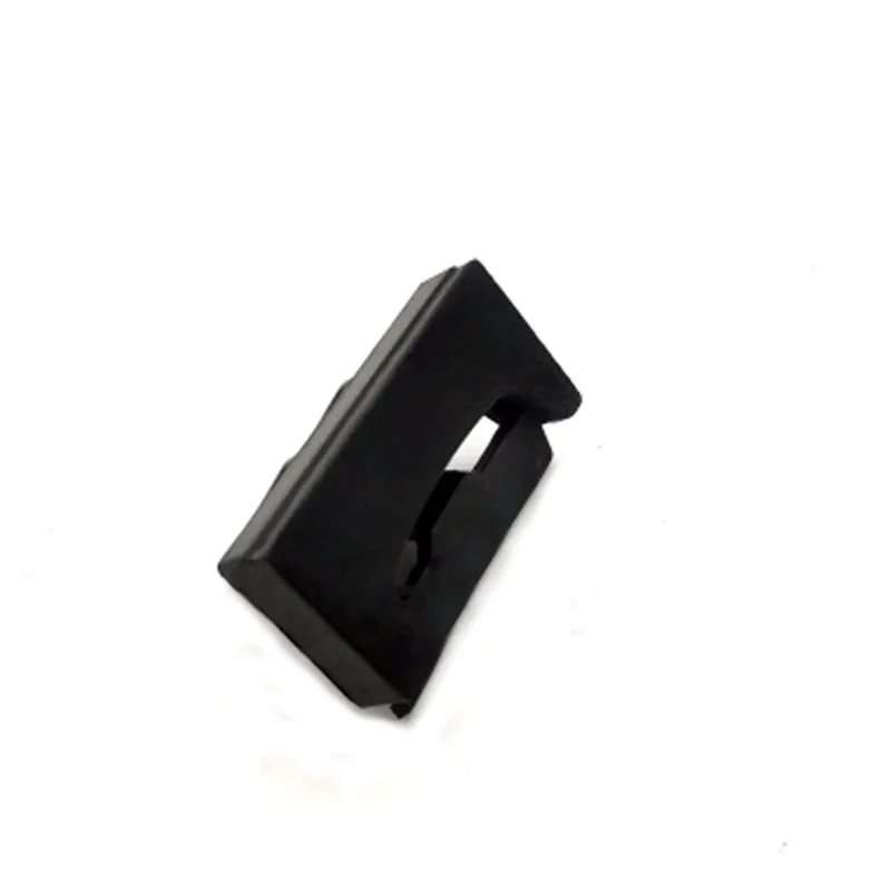 

YN20M01130P1,LOCK CLIP for Kobelco SK200-6/SK210-6E/SK230/SK330-6E Decklid Trim