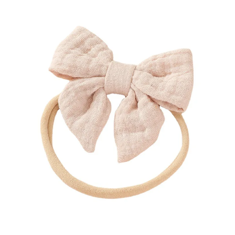 Рисунок 4 - Повязка на голову из муслина для новорожденных девочек