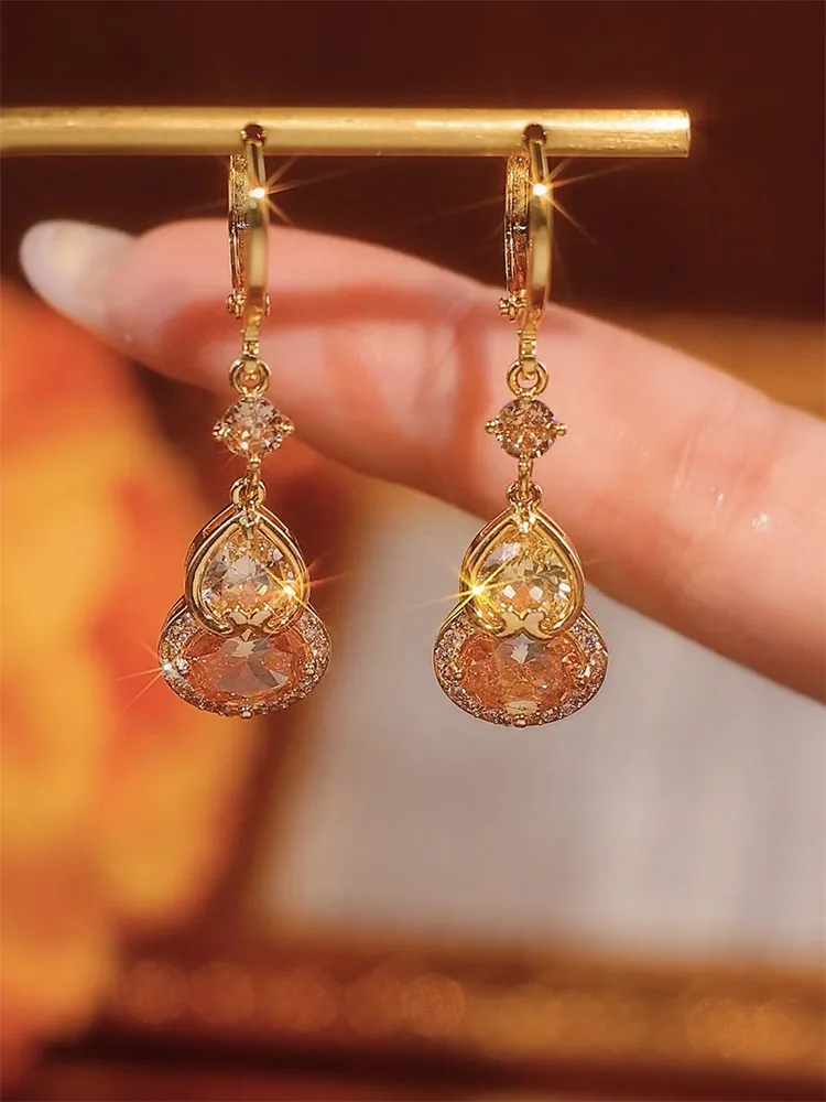 Серьги Maillard кофейного цвета с цирконием и тыквой Элегантные изысканные