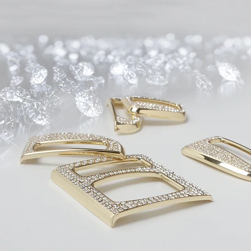 Полный комплект золотистых кристальных обрезанных центральных крышек для