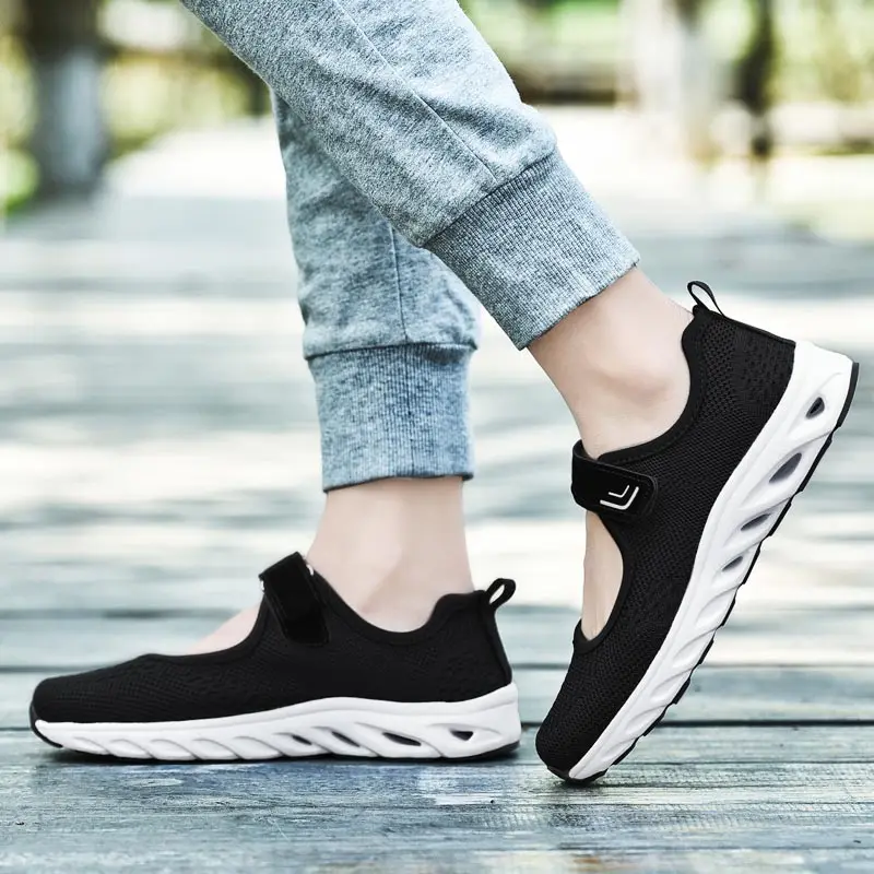 

Кроссовки женские сетчатые светло-белые, размер 50, 2022