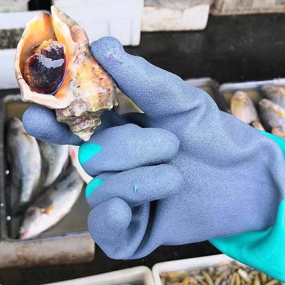 Зеленые рабочие перчатки многофункциональные чистящие для уничтожения рыб