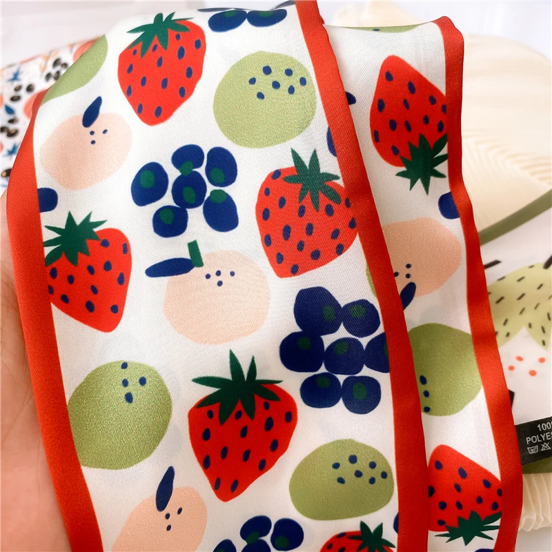 Рисунок 6 - Женский шелковый шарф с принтом