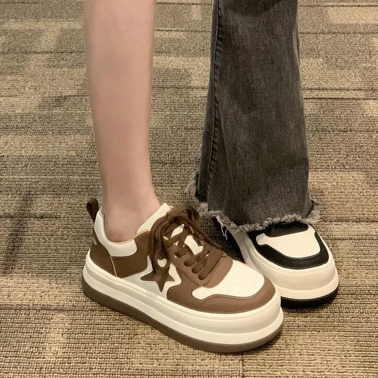 

Женские винтажные кроссовки на платформе, черные или коричневые спортивные туфли на плоской вулканизированной подошве, в стиле Харадзюку, для весны, 2023