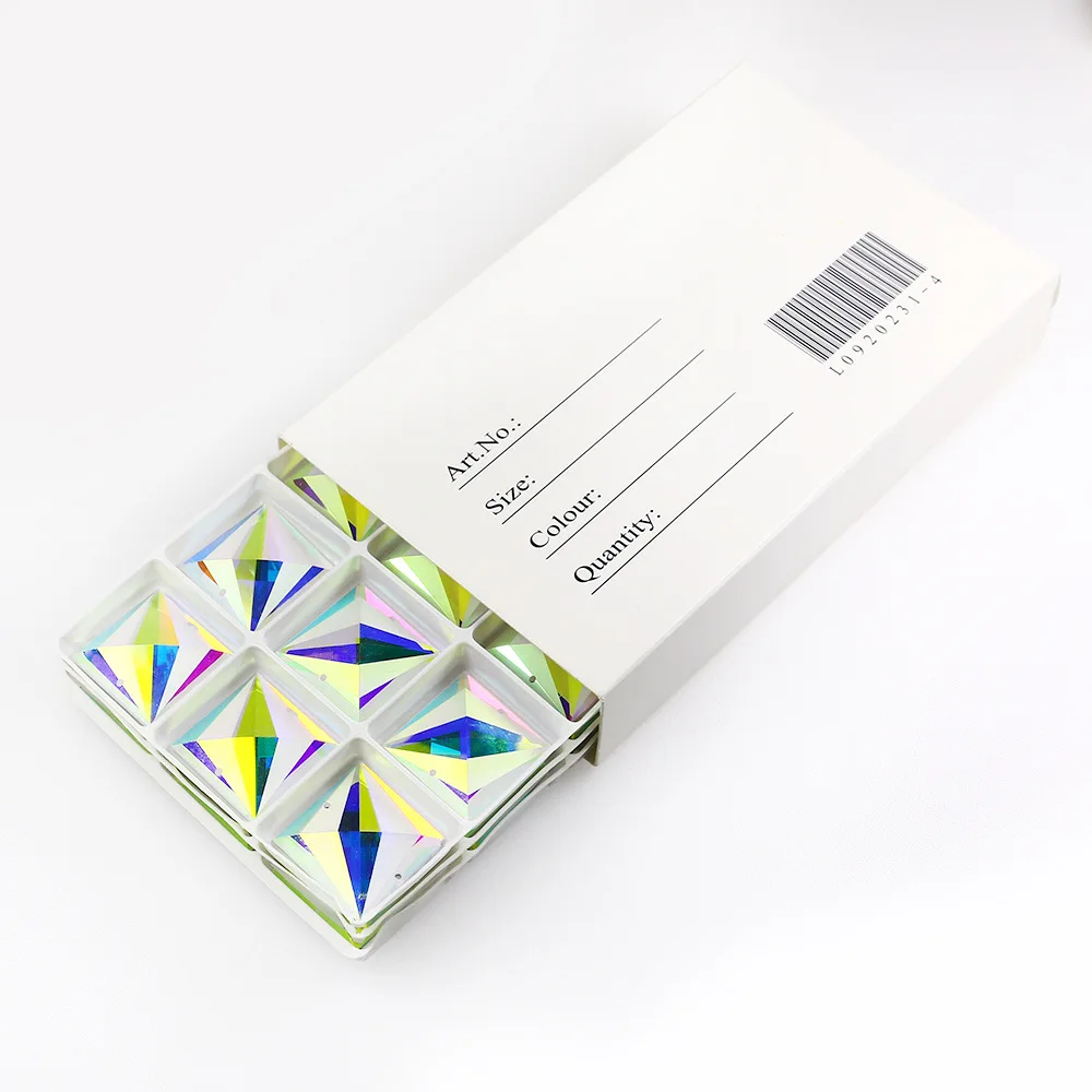 Стеклянная Бриллиантовая маска с кристаллами AB 20 мм квадратная пришивная