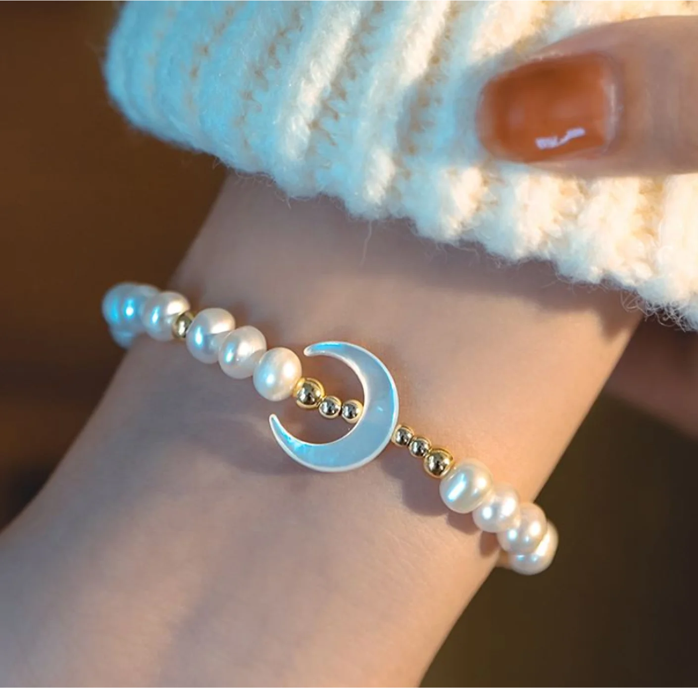 

2022 new trend Pearl alloy crescent orchid pendant Adjustable Bracelets for women Fashion Jewelry