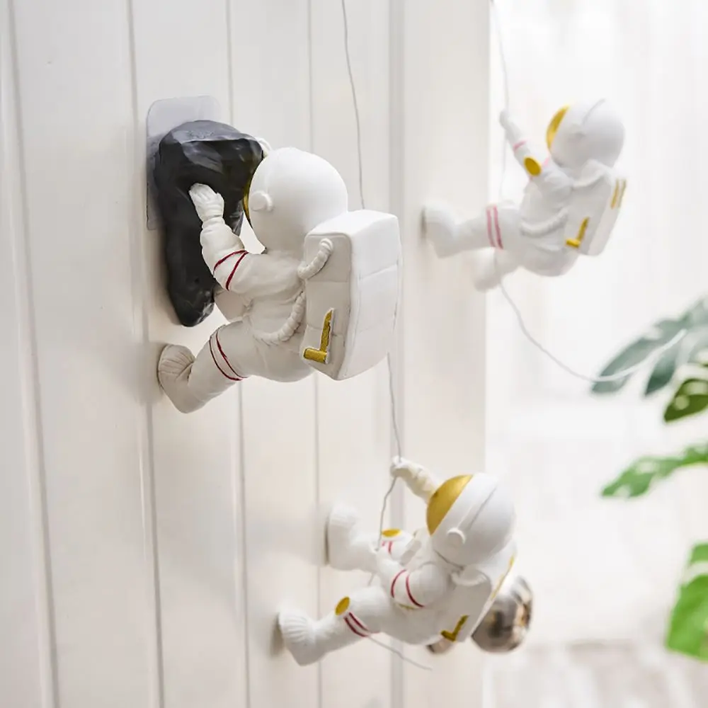 

Birthday Gift Spaceman Sculpture Figurine Wall Hanging Astronaut Model Astronaut Figure Statue Resin Cosmonaut Statues