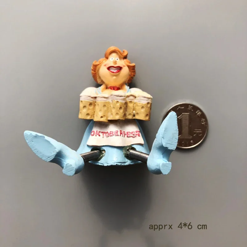 

Мультяшный магнит на холодильник