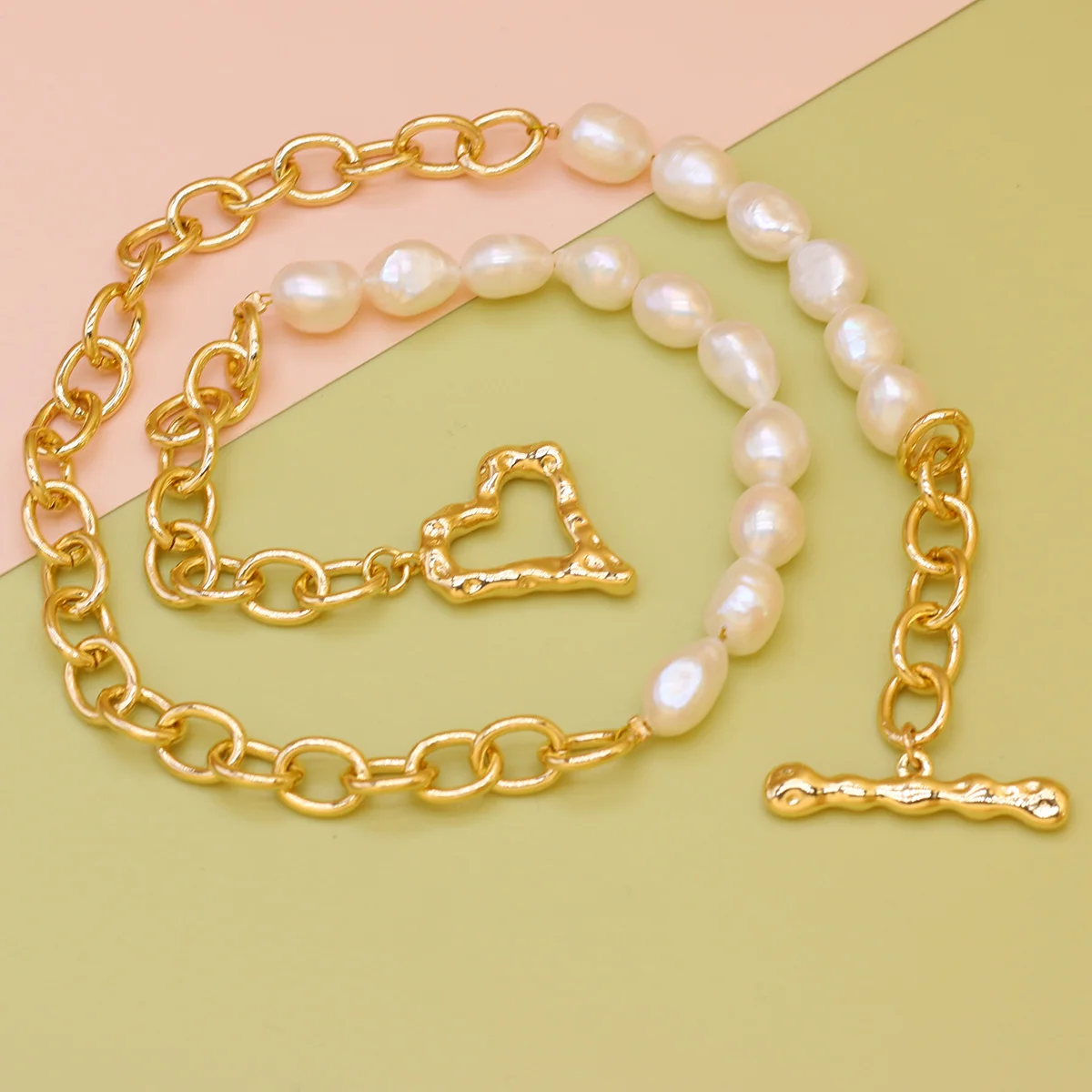 

Natural Freshwater Pearl Asymmetric Necklace Rice Bead Heart Pendant for Women Charm Jewelry Party Wedding Accessories 40cm