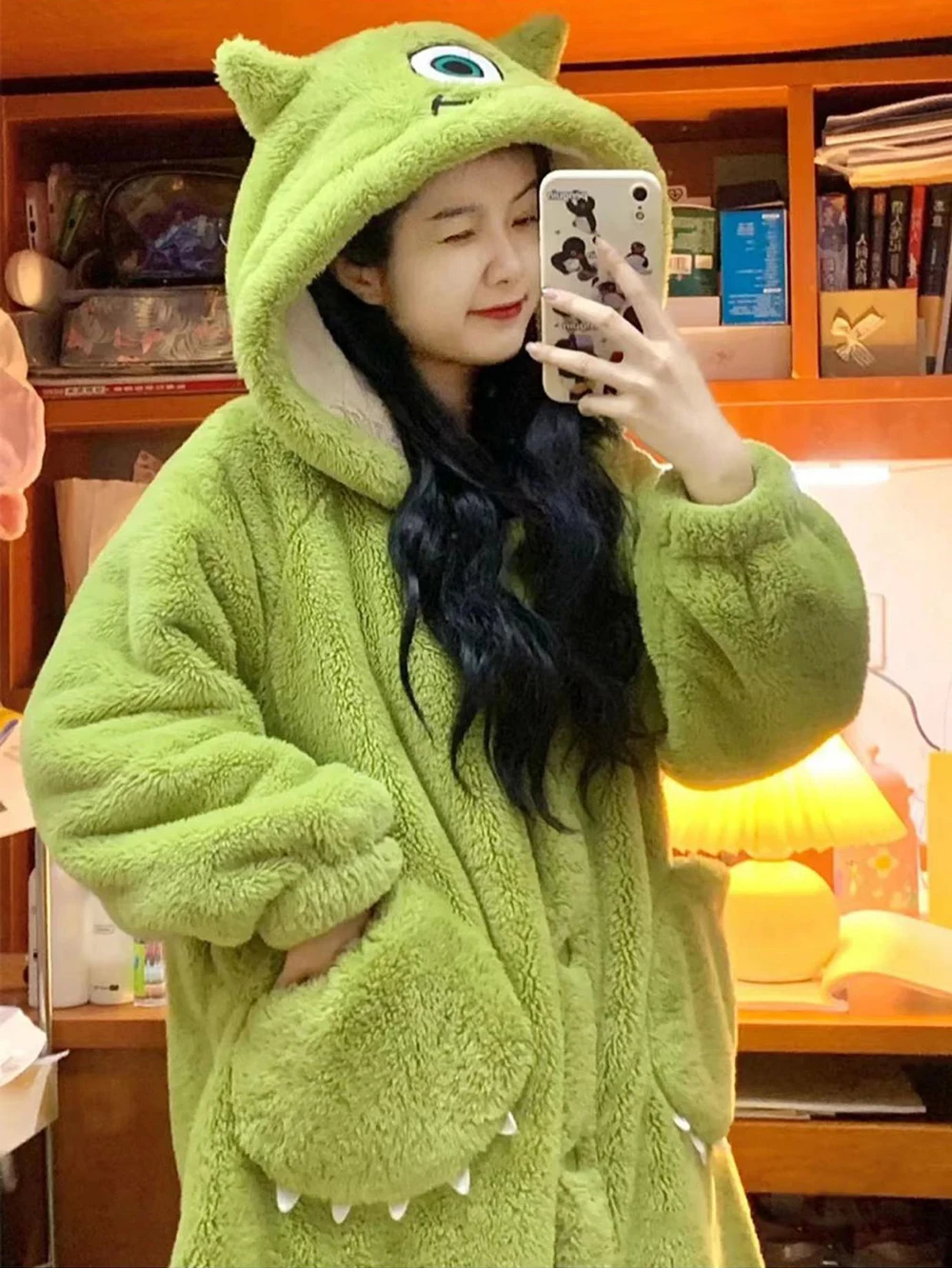 

Women Winter Warm Fleece Nightgown Green Lovely Plush Robes Flannel Sleepwear Cute Kawaii Cartoon Pajama Set Homewear Nightwear