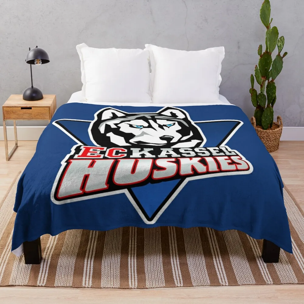

Kassel Huskies Throw Blanket Large Knitted Plaid