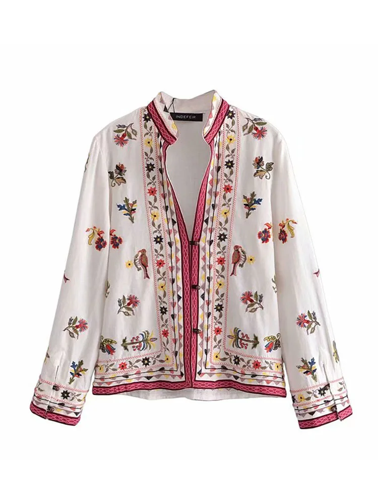 

Women 2021 Summer New Sweet Fashion Embroidery Cotton Blouses Vintage Long Sleeve Buttons Female Shirts Chic Tops