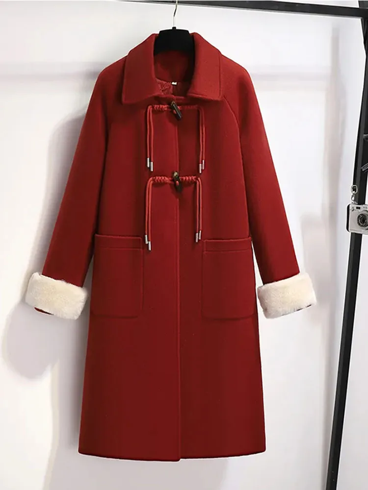 Шерстяное пальто средней длины с меховым воротником шерстяное для женщин зимняя