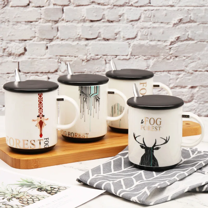 

Кофейная чашка в скандинавском стиле с изображением леса оленя, Мультяшные чашки большой емкости для молока, керамическая кружка для офиса для пары, кружки для воды с крышкой и ложкой, подарки