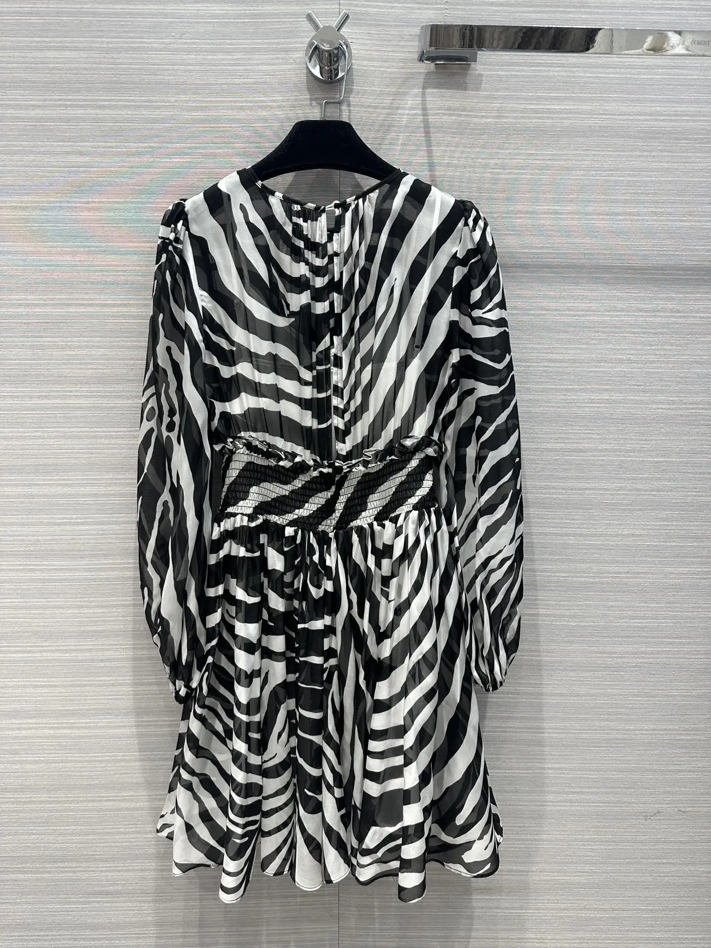 

New resort style senior black and white zebra print silk dress