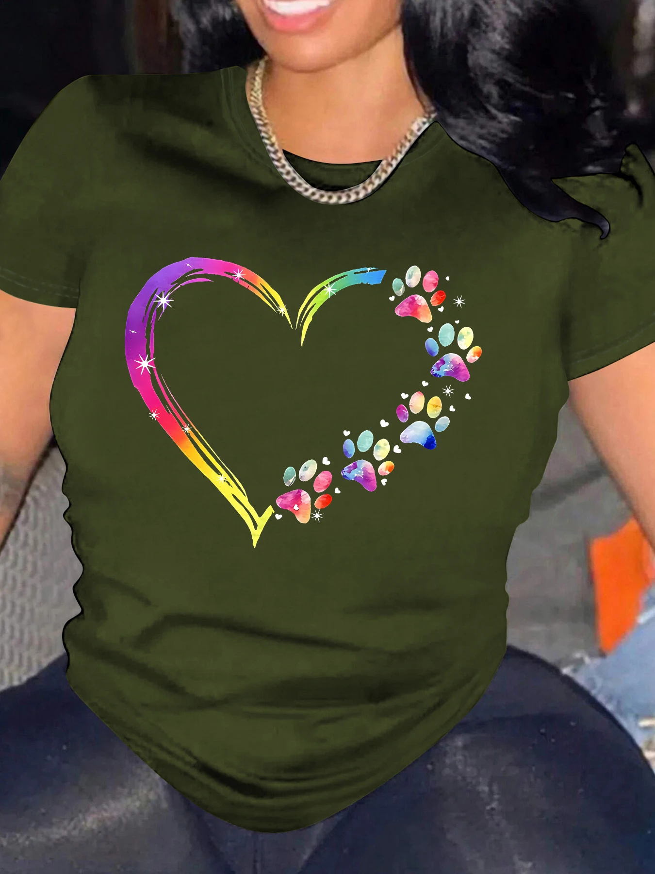 Женская футболка с коротким рукавом и круглым вырезом принтом