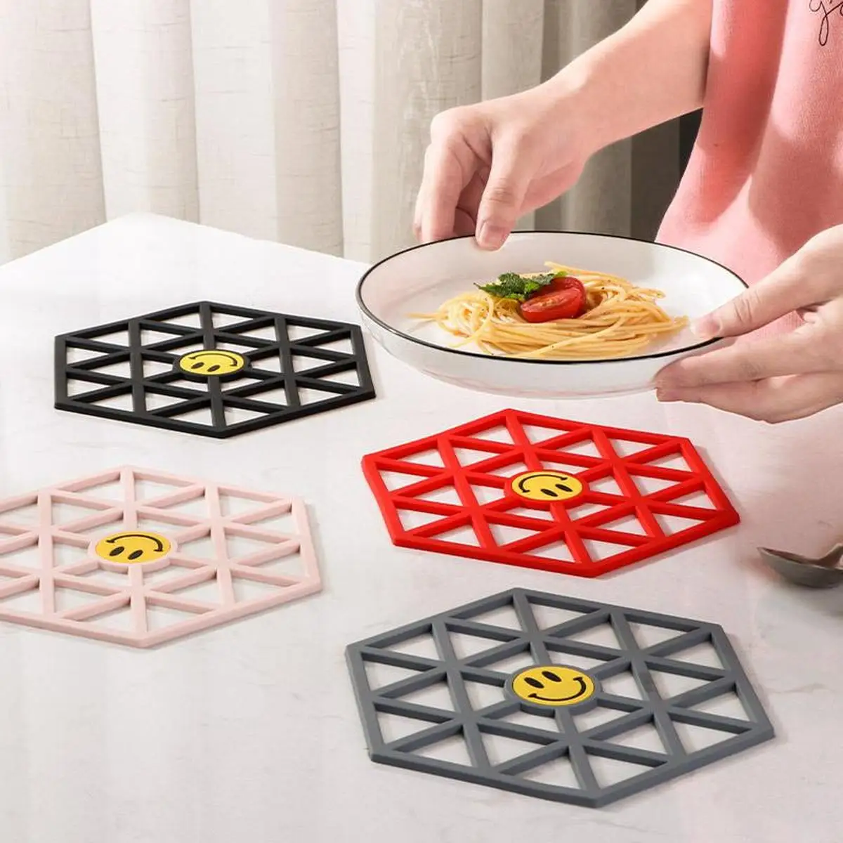 

Nordic Thermal Insulation Mat Dining Mat Plate Mat Dining Table Mat Kitchen Supplies Hollowed Out Cartoon Smiling Face New Style
