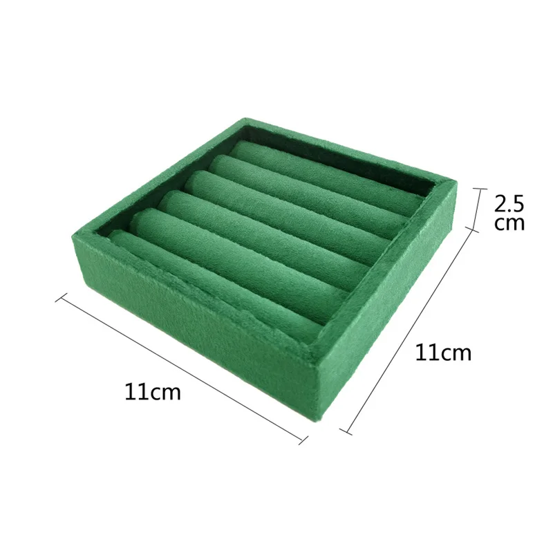 

Бархатный поднос для украшений TREACHI