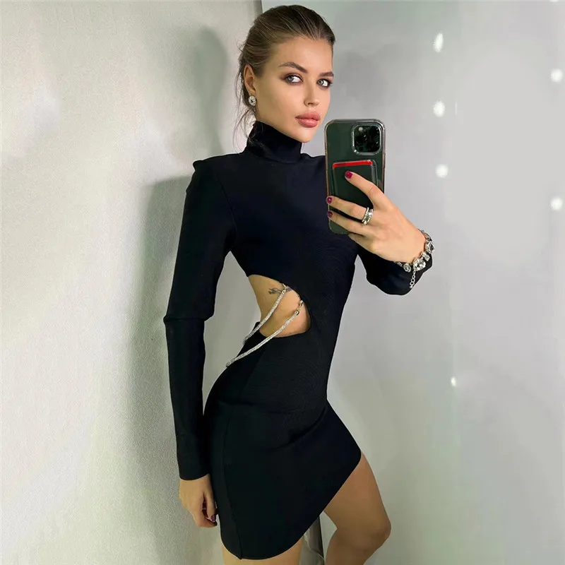 

Женское облегающее платье-водолазка с длинным рукавом