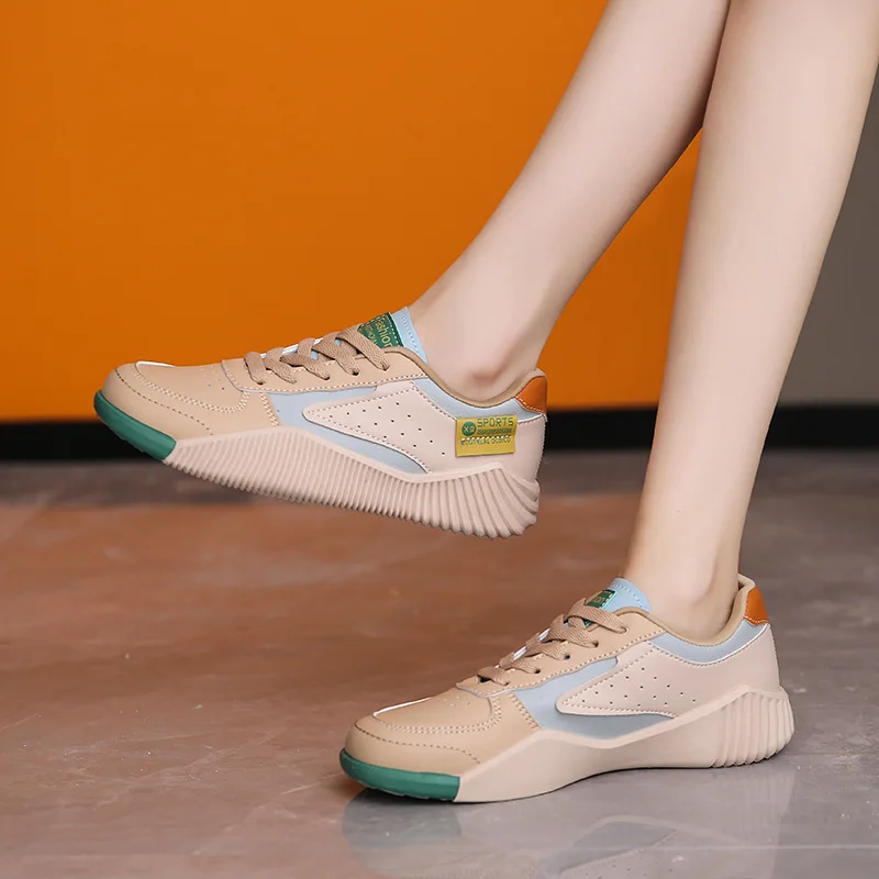 2023 Autumn New Colored Versatile Sports Shoes for Women Lightweight Soft Sole Dad Shoes Comfortable Casual Shoes for Women