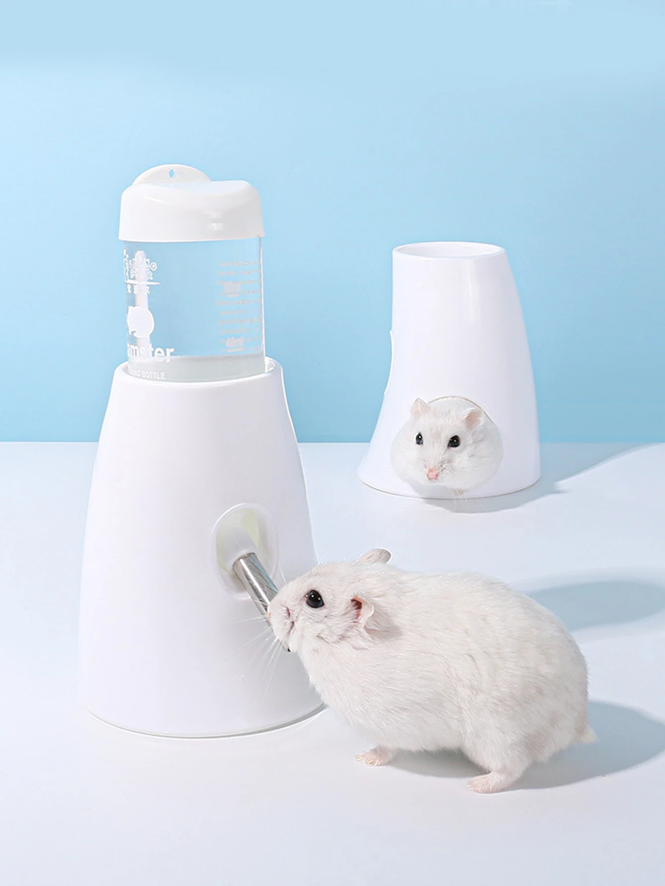 

Random 1 piece of hamster kettle drinking fountain golden bear honey glider leak-proof ball vertical stand rabbit water feeder