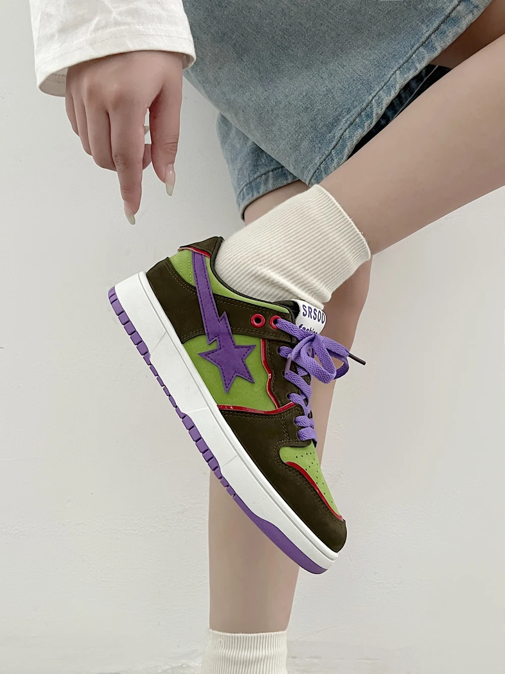 

2023 spring American retro German training shoes women's ins color collision meteor street shot couple women sports shoes