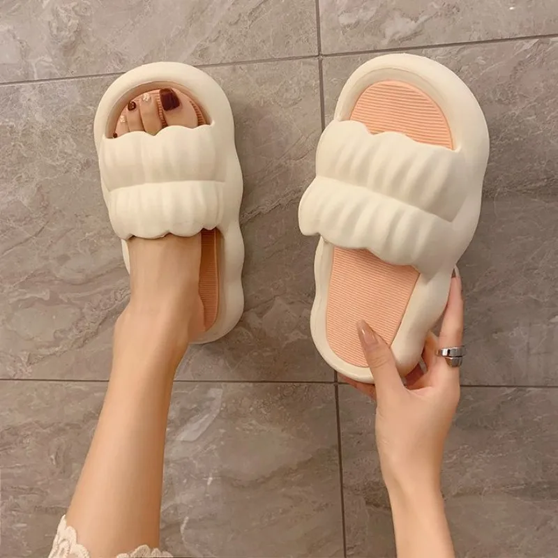 

Summer Cloud Sandals Thick House Slides Platform Shoes for Women 2023 Home Soft Bedroom Woman Slippers Pink on Promotion I Shoe