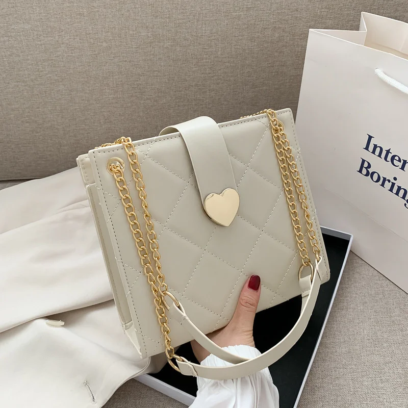 Новая модная женская сумка красного цвета популярная через плечо с цепочкой и