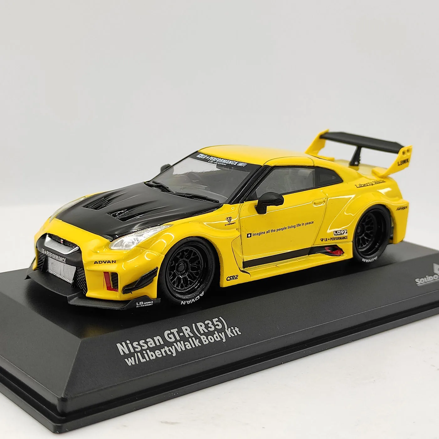 Фото Модель автомобиля SOLIDO S GT-R R35, масштаб 1:43, желтый цвет, литая под давлением, из сплава №3