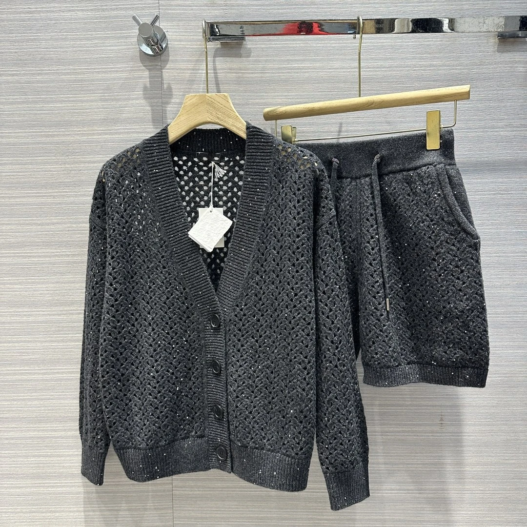 Рисунок 5 - Женские комплекты из 2 предметов