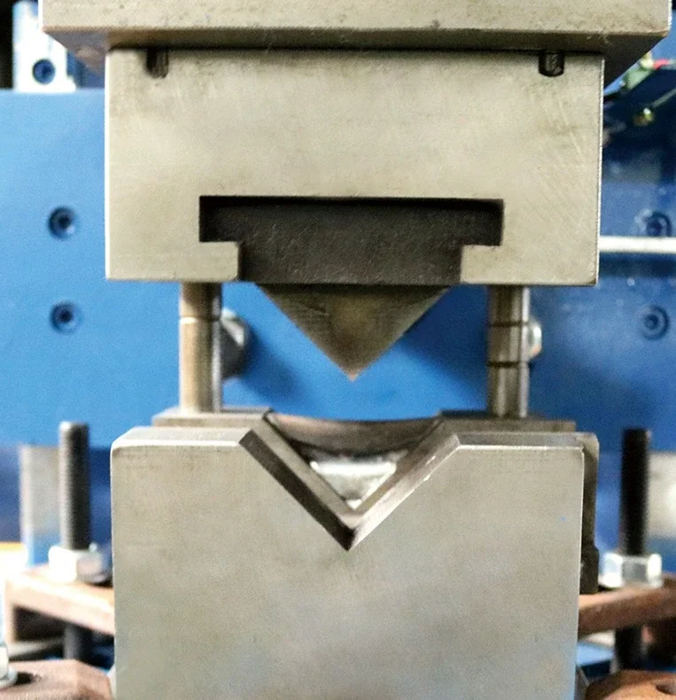 Dorui одностанционный гидравлический долбежный станок для труб резки угла окна