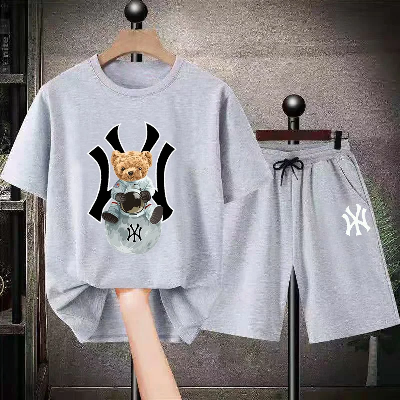 Astronaut Bear Graphic Short Sets USA Style Luxury Print T Shirt Shorts Oversized Streetwear Fashion Men Tee Suit