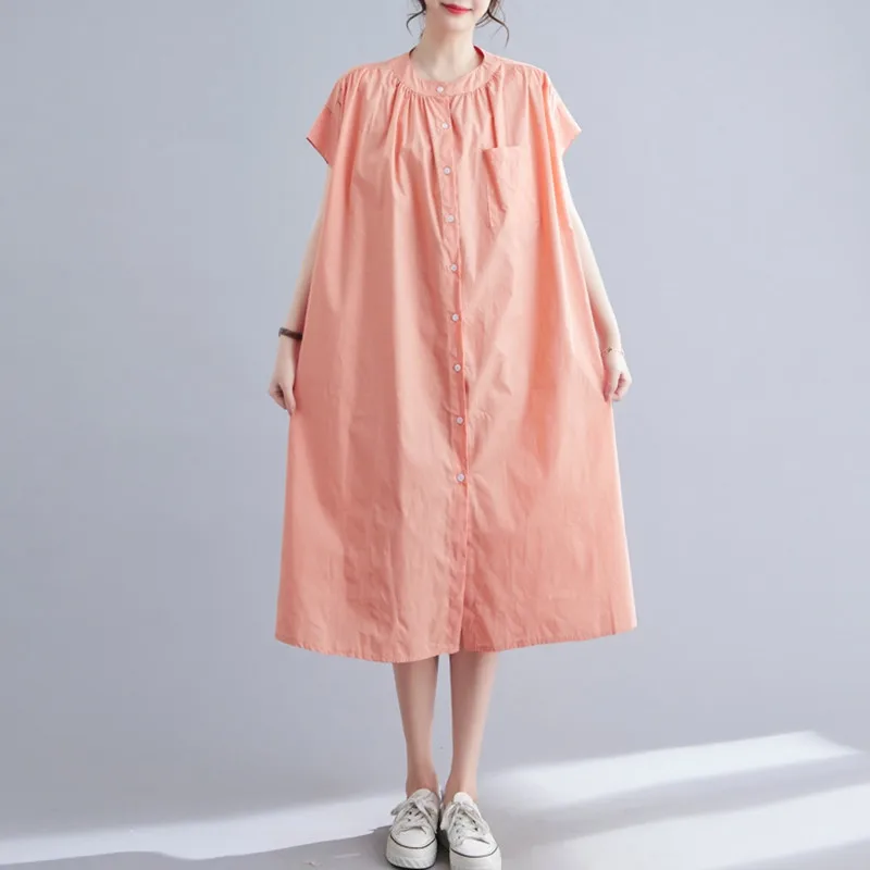 

Женское свободное платье-блуза с воротником-стойкой и карманами