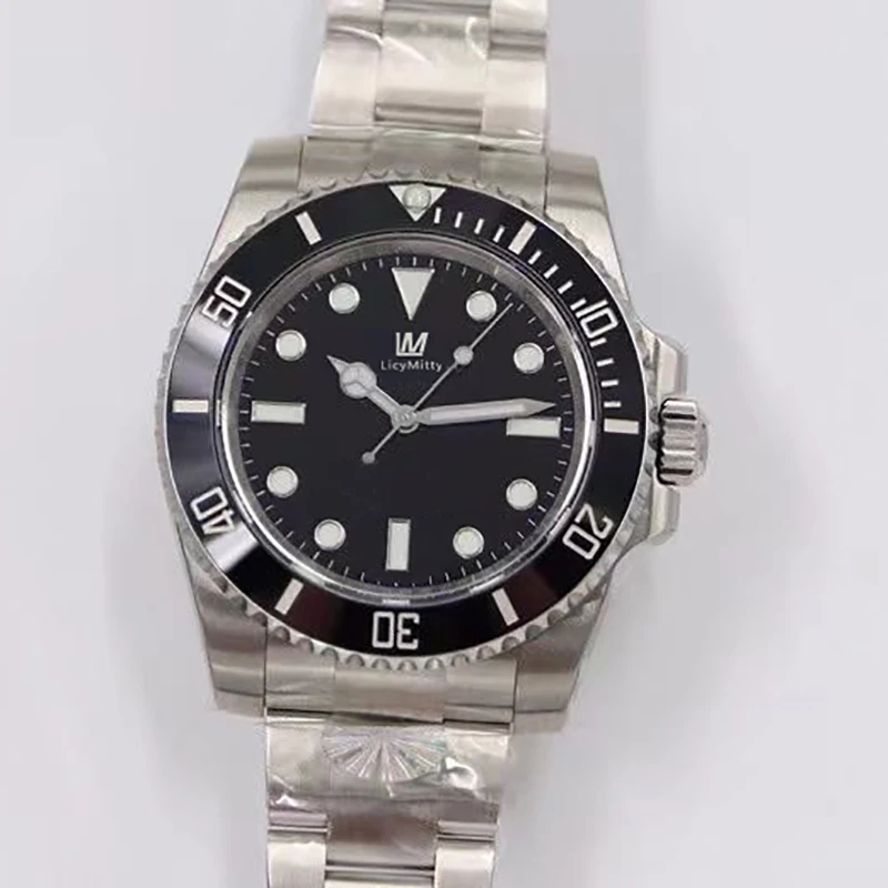 

Luxury Mens Watch Waterproof Automatic Mechanical Movement no Date 904L Stainless Steel Glide Lock Sapphie Crystal Ceramic Bezel