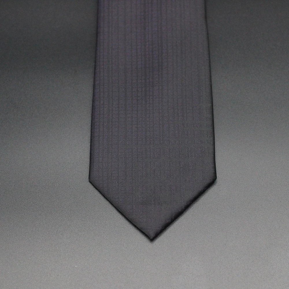 Рисунок 5 - Мужские однотонные классические