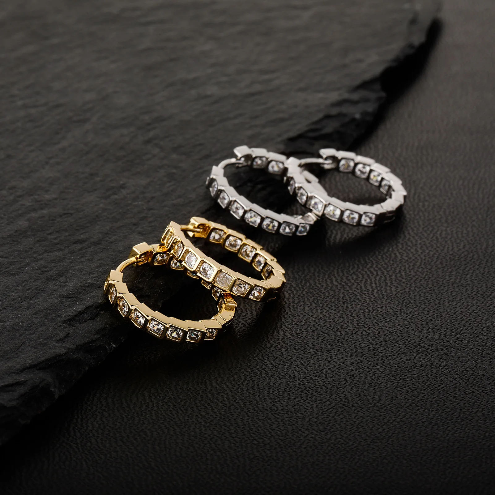 RACHELZ Fashion Luxury Shiny Zircon Hoop Earrings Hip Hop Geometric 14K Gold Plated Earring For Women Men Jewelry Wedding Gift