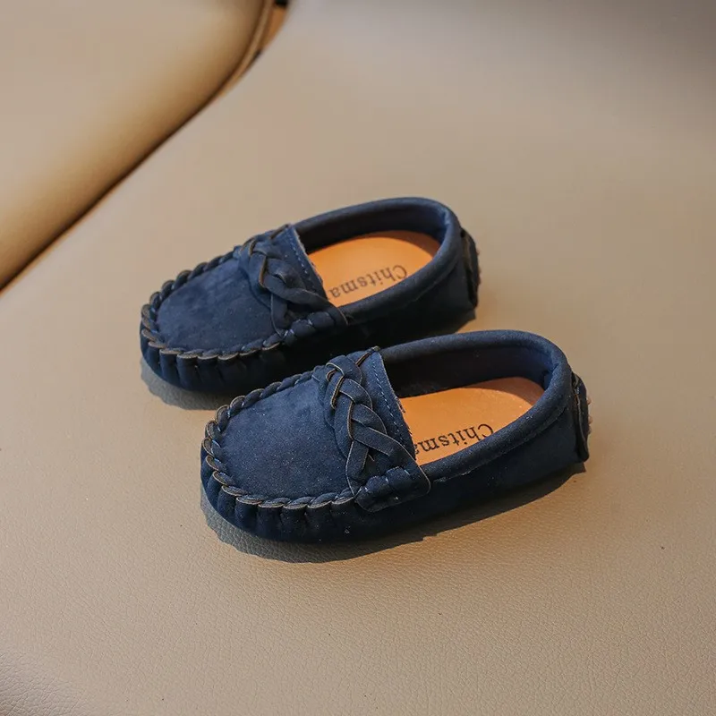 

Детская демисезонная замшевая обувь CAPSELLA для мальчиков, повседневная обувь без шнуровки для маленьких девочек, Нескользящие лоферы на плоской подошве, размеры 21-35