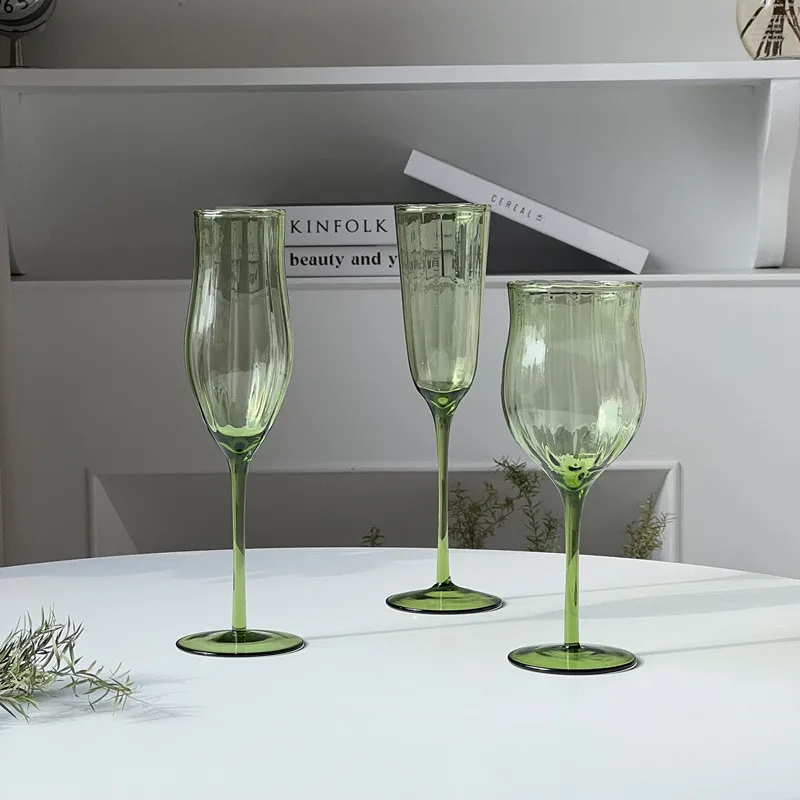 

European Style Retro Green Corrugated Goblet Glass Cocktail Martini Champagne flute Cup Wineglass Creative Wine Glass