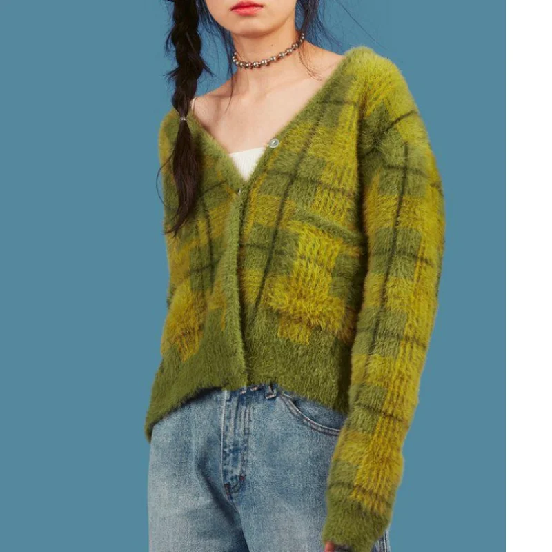 

Vintage Mohair Sweater Women Knitted Cardigans Harajuku Ladies V-Neck Button Fuzzy Plaid Fluffy Knitwear Top Cropped Cardigan