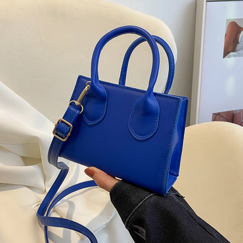 

2022 женская кожаная маленькая квадратная сумка, роскошные сумки с верхней ручкой, толстая цепочка, сумка-мессенджер через плечо, ранец, кошел...