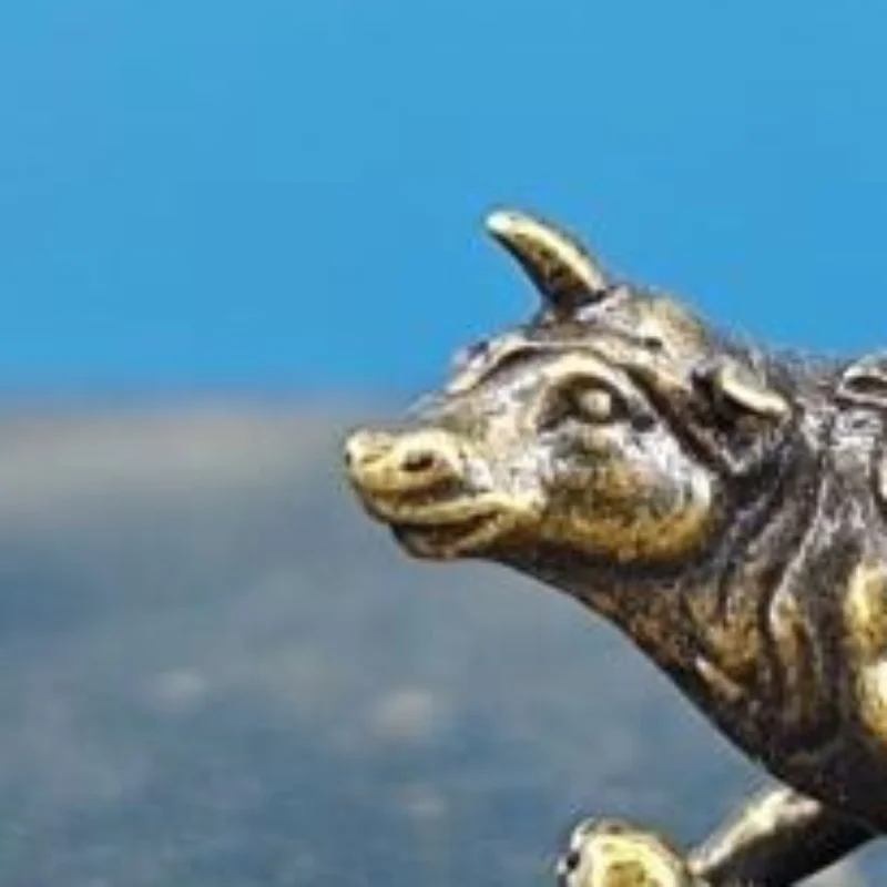 Фото Латунная статуэтка Лао-цзы, ездящего на быке; Медная статуэтка Лао-цзы, выходящего из прохода; Ритуальный аквариум; Украшение для автомобиля №1
