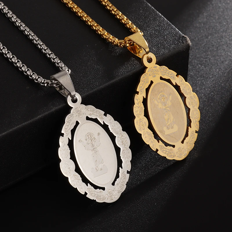 

Oval Carved Leaf Dancing Girl Stainless Steel Pendant Necklace for Men and Women Unique Simple Trend Jewelry Necklace Gift