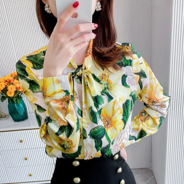 

Блузка женская шифоновая с длинным рукавом, цветочным принтом и бантом